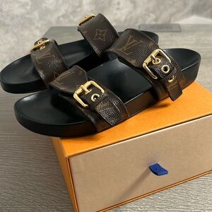 Louis Vuitton Bom Dis Flat Sandals